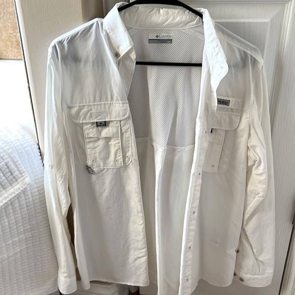 Columbia Tops - Women’s Columbia Long Sleeve. Size Small. NWOT
